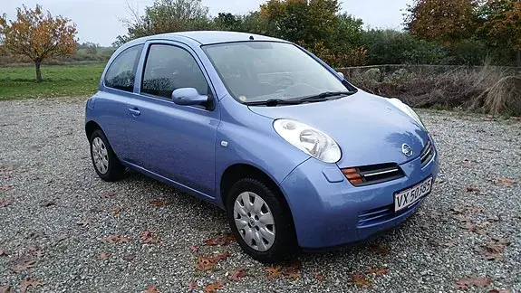 Nissan Micra 2004 photo 4