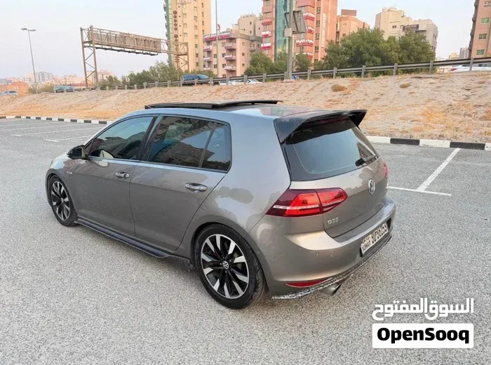 Volkswagen Golf Gti 2014 photo 2