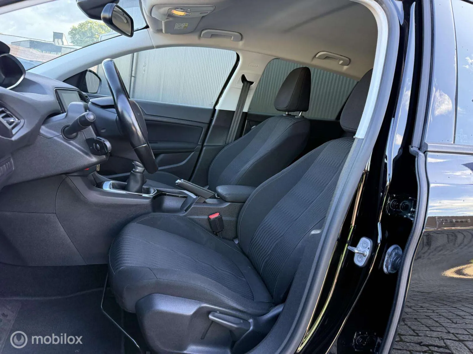 Peugeot 308 2016 photo 4
