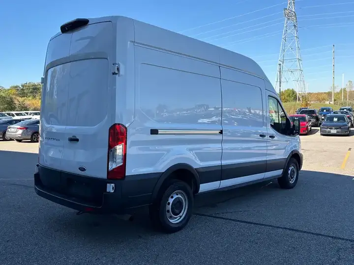Ford Transit 2021 photo 5
