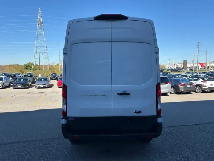 Ford Transit 2021 photo 4