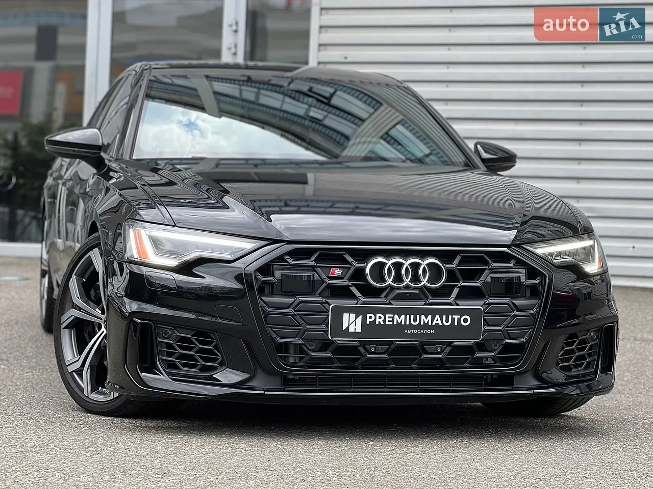 Audi S6 2025 photo 2