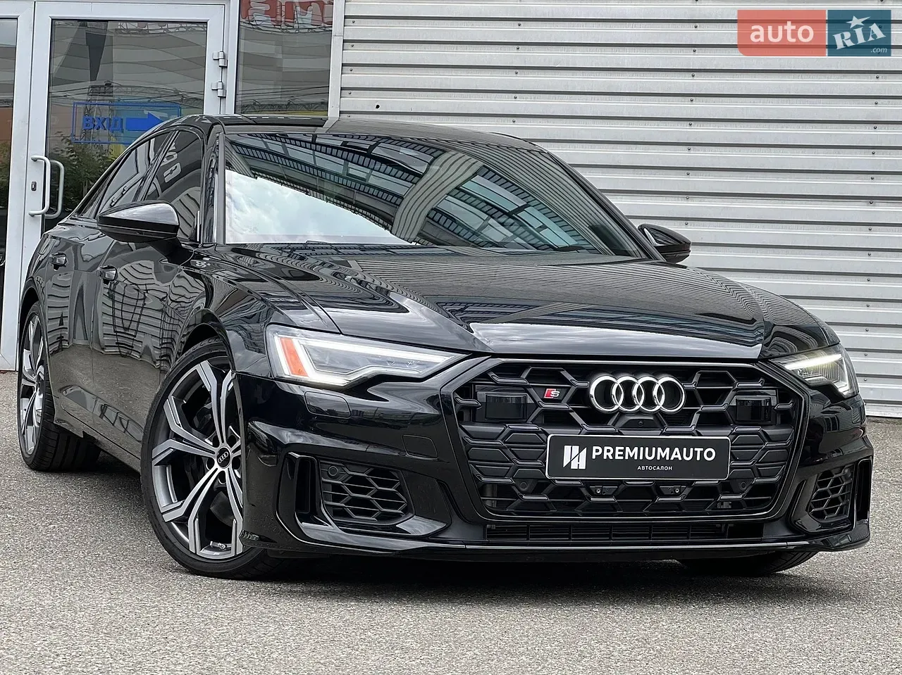 Audi S6