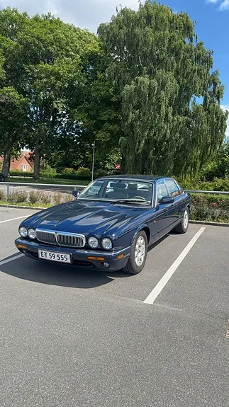 Jaguar Xj8