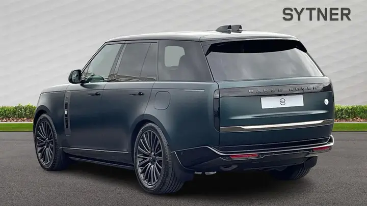 Land Rover Range Rover 2026 photo 2