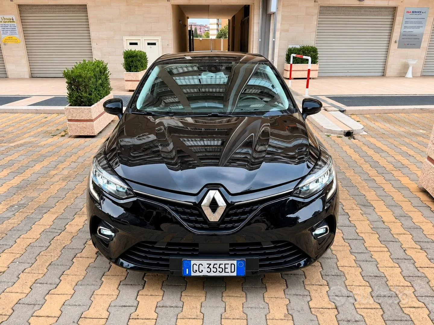 Renault Clio 2021 photo 2