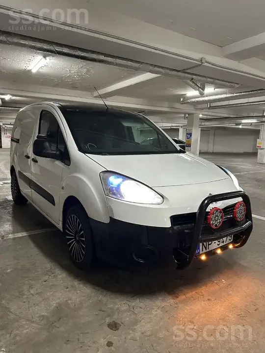 Peugeot Partner 2014 photo 2