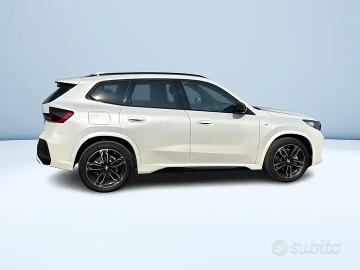 BMW X1 2024 photo 4