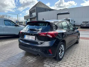 Ford Focus 2022 photo 3
