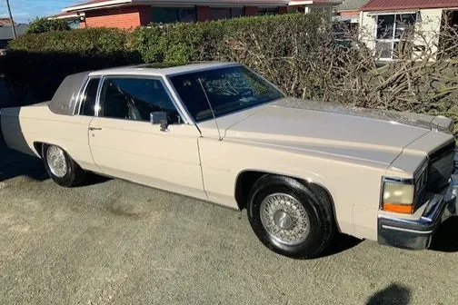 Cadillac Deville