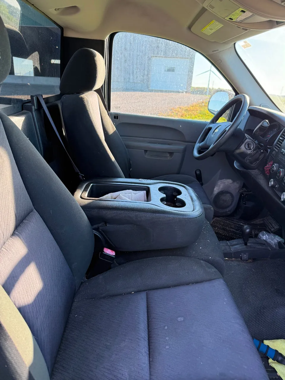 Chevrolet Silverado 1500 2011 photo 2