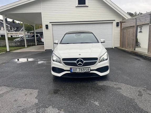 Mercedes-Benz Cla180 2017 photo 2