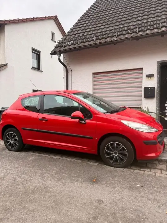 Peugeot 207