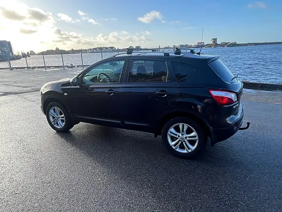 Nissan Qashqai 2012 photo 5