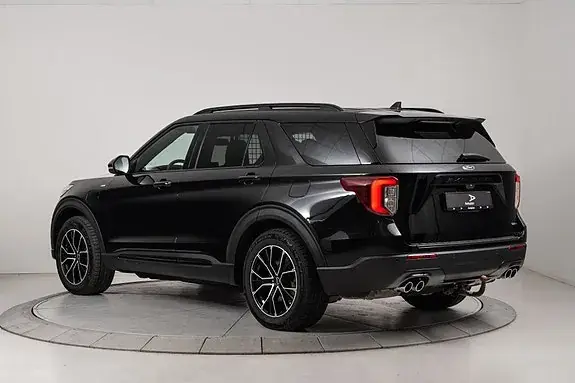 Ford Explorer 2022 photo 5