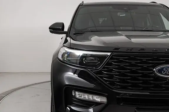 Ford Explorer 2022 photo 4