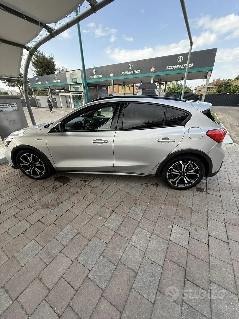 Ford Focus Active 2020 photo 2
