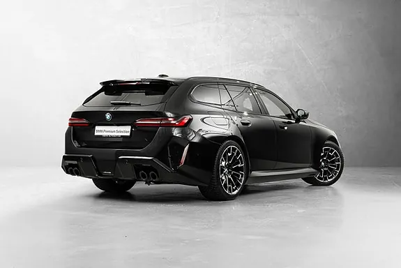 BMW M5 2025 photo 3