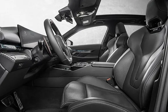 BMW M5 2025 photo 2