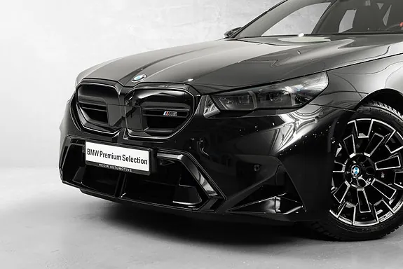 BMW M5 2025 photo 4