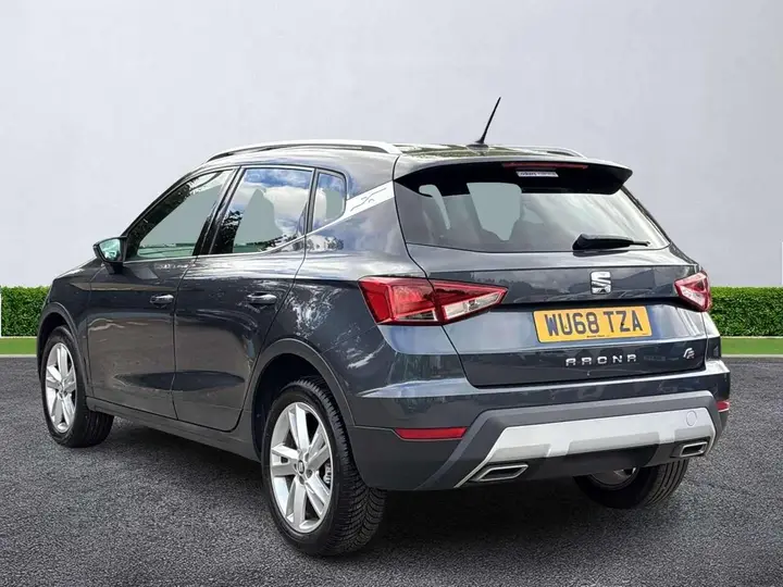 Seat Arona 2018 photo 2