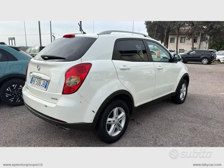 KG Mobility Korando 2013 photo 3