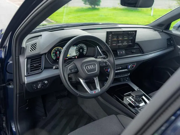 Audi Q5 2023 photo 3