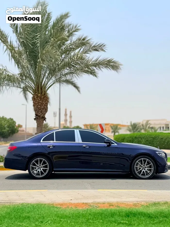 Mercedes-Benz E-Class 2023 photo 3