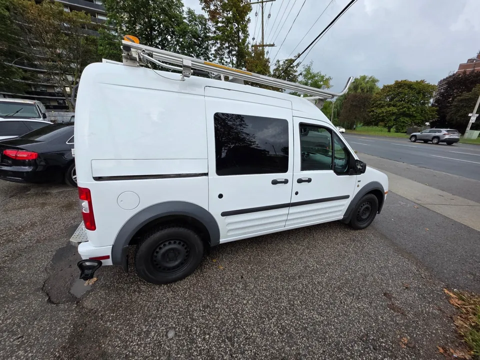 Ford Transit Connect 2011 photo 5