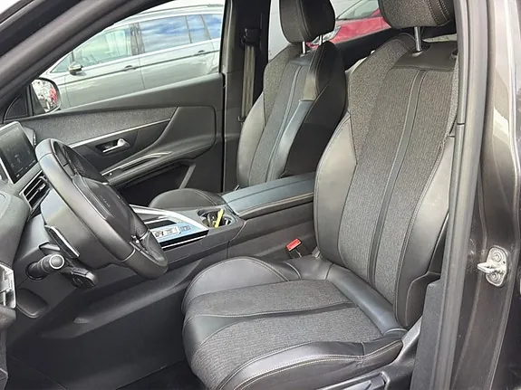 Peugeot 3008 2019 photo 5