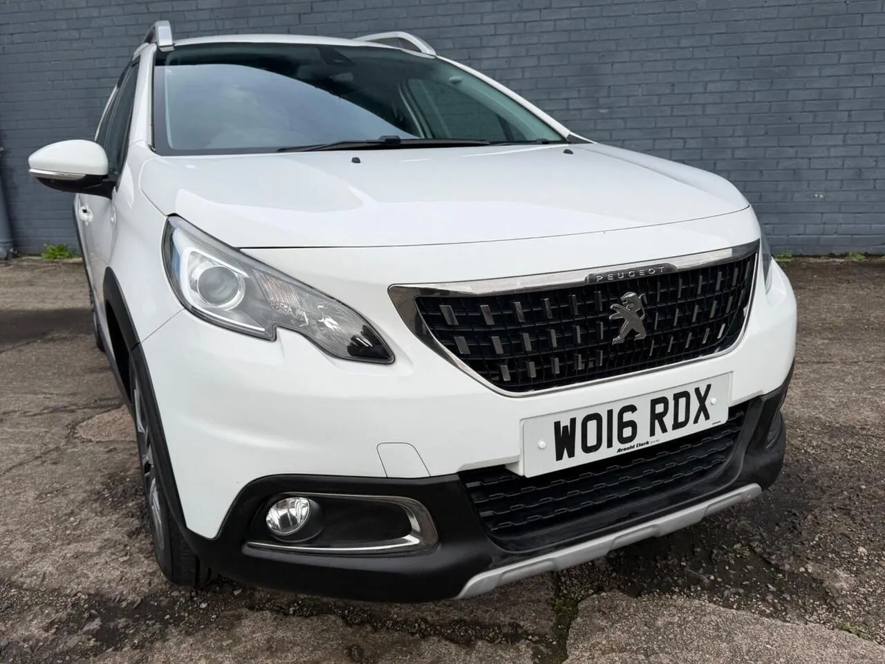 Peugeot 2008 2016 photo 3