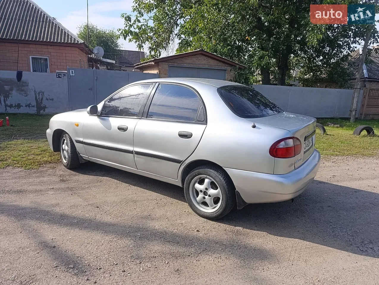 Daewoo Lanos 1998 photo 2