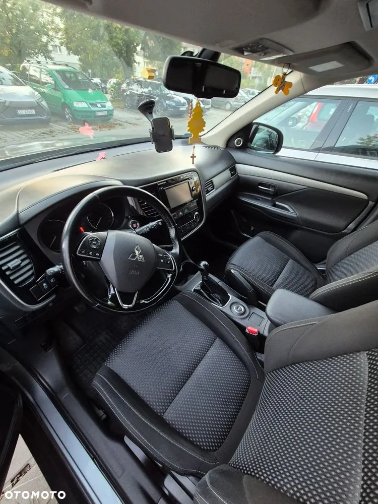 Mitsubishi Outlander 2015 photo 4