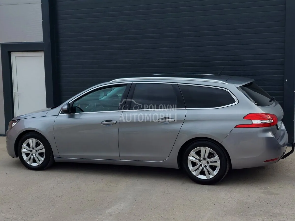 Peugeot 308 2015 photo 5