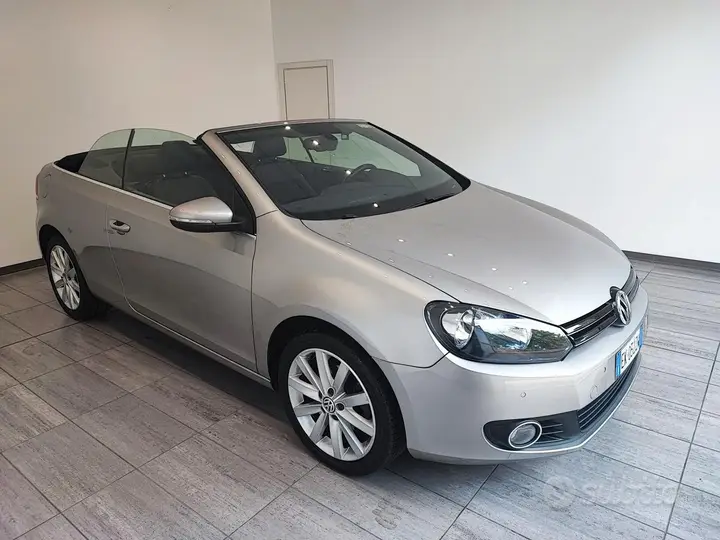 Volkswagen Golf Cabriolet 2011 photo 3