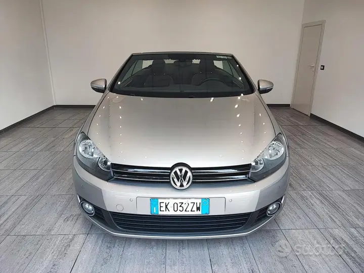 Volkswagen Golf Cabriolet 2011 photo 2