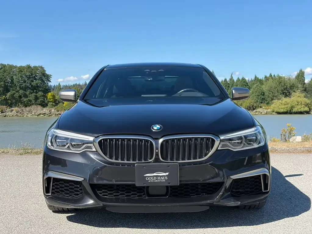 BMW 5 Series 2018 photo 2
