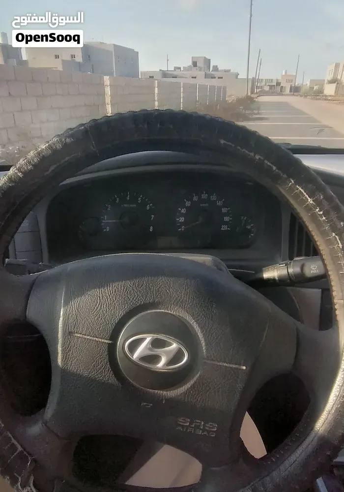 Hyundai Avante 2005 photo 3