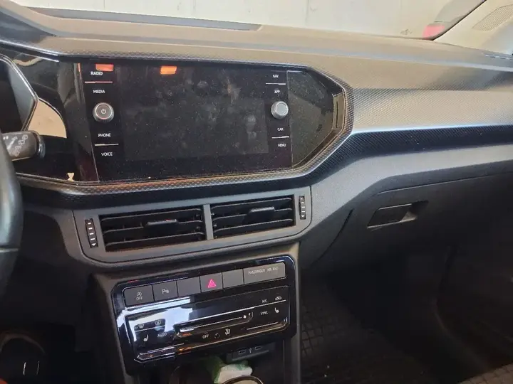 Volkswagen T-Cross 2022 photo 3