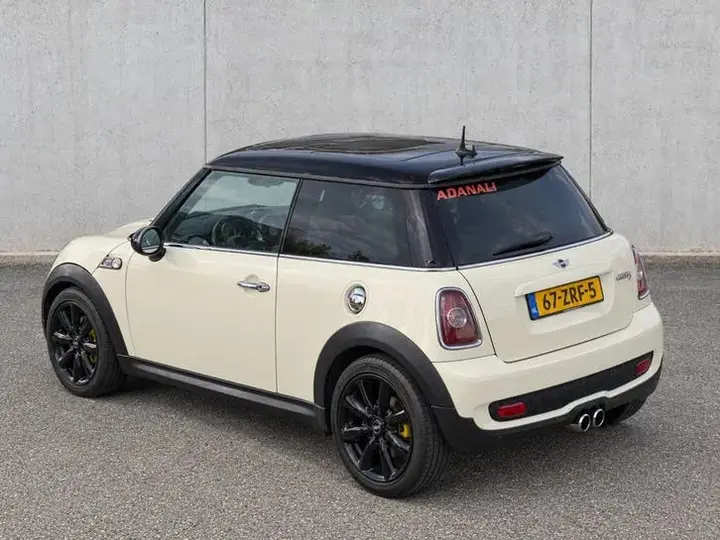 Mini Cooper S 2007 photo 2