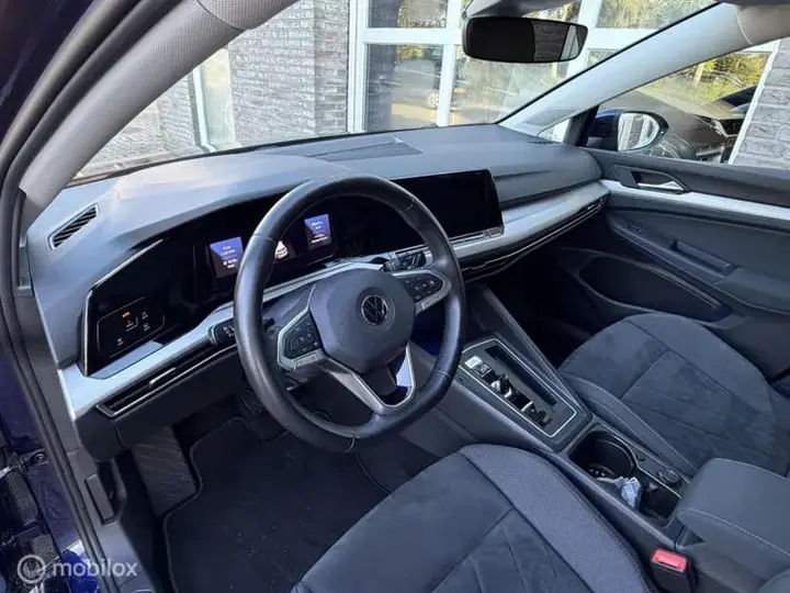 Volkswagen Golf 2021 photo 3