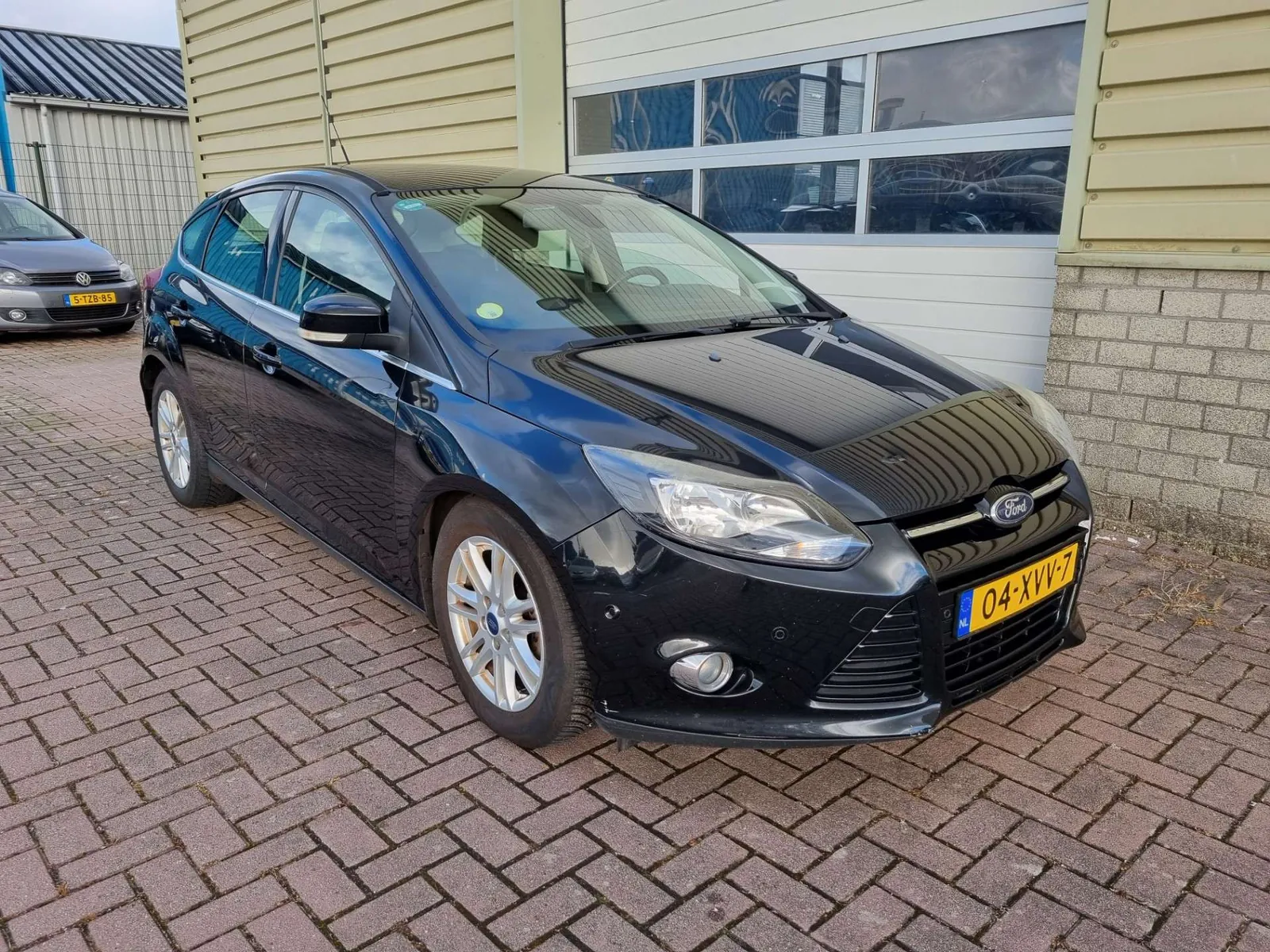 Ford Focus 2012 photo 2