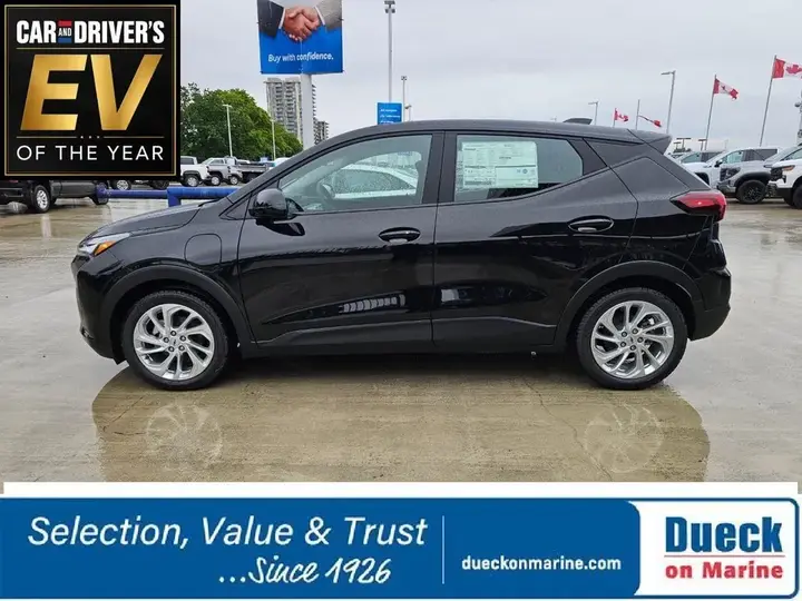 Chevrolet Bolt 2027 photo 5