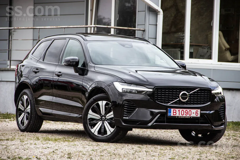 Volvo Xc60 2023 photo 2