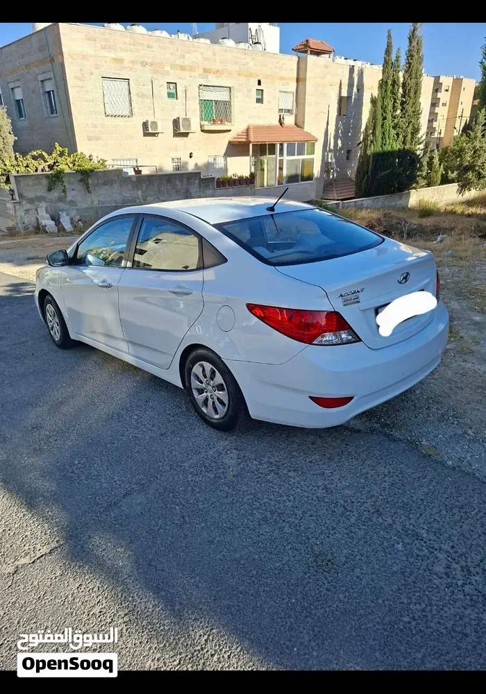 Hyundai Accent 2017 photo 3