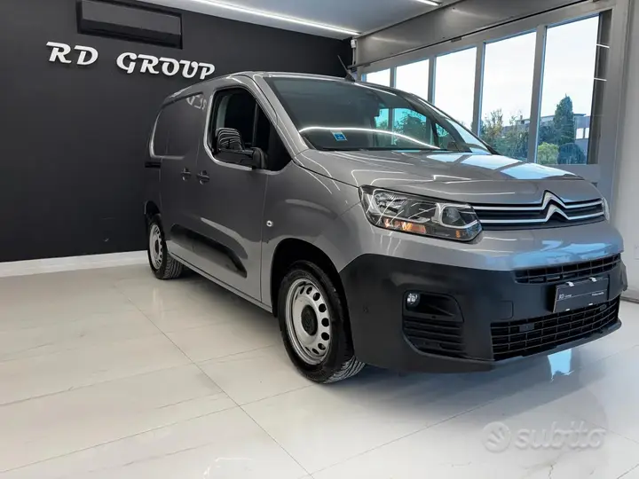 Citroen Berlingo 2023 photo 3