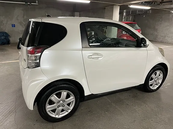 Toyota Iq 2010 photo 4