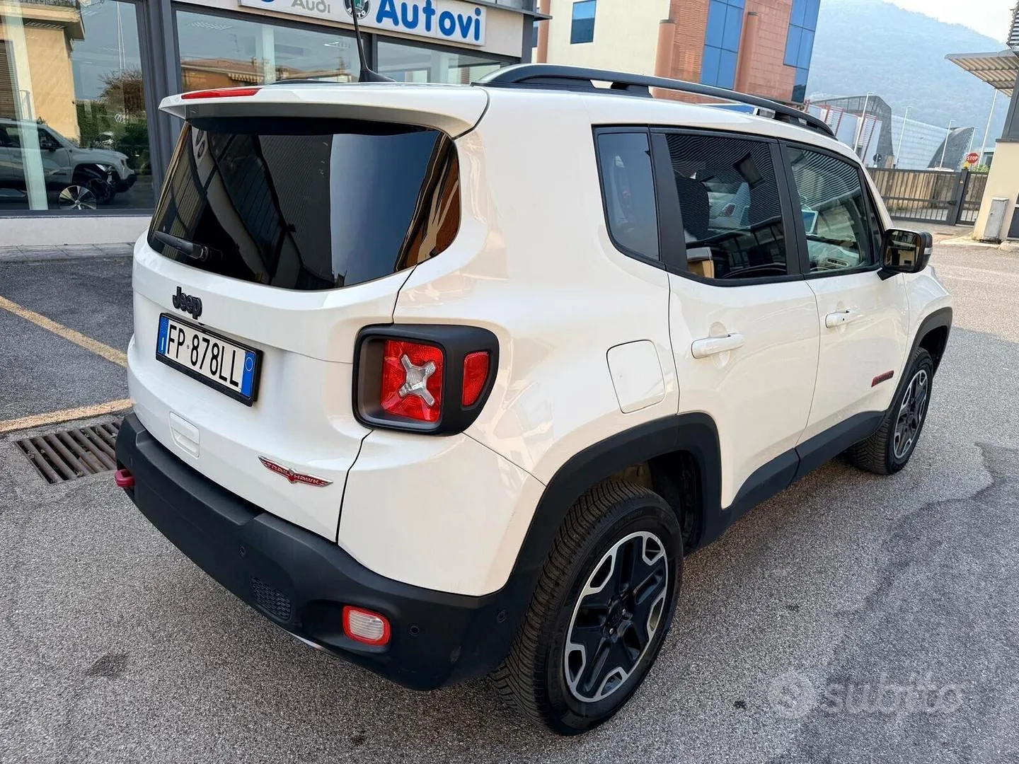 Jeep Renegade 2018 photo 2