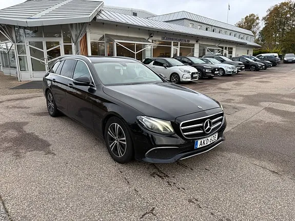 Mercedes-Benz E220 2020 photo 3
