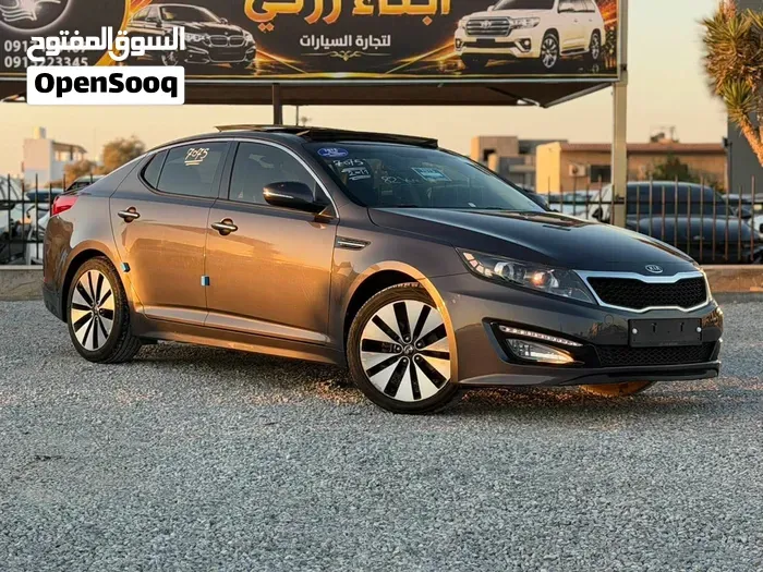 Kia K5 2011 photo 4